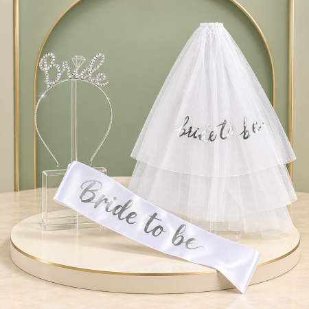 طقم العروسBride to be (وشاح +طرحة+طوق شعر)